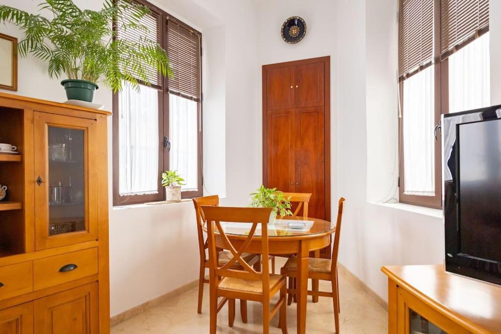 Apartmán Narciso Campillo Oasis By Valcambre Sevilla Exteriér fotografie
